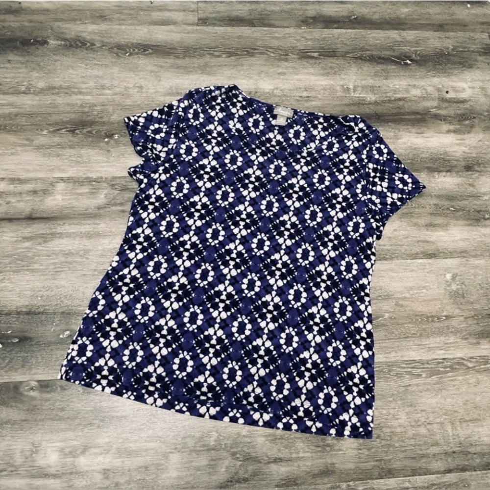 Chicos Travelers top slinky knit Excellent condition